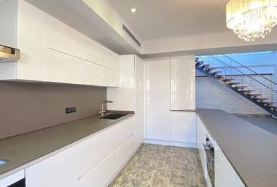 Penthouse Nordului - Complex Persepolis 443 mp utili - 5