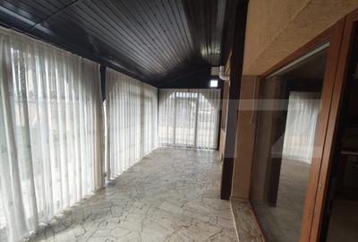 Casa de vanzare P+E si teren de 480 mp in cartierul Iosia, z - 27