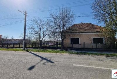 Casa veche cu teren 1440 mp in Lazuri ( ID 22964) - 1