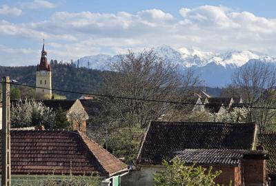 Casă cu 9 camere cu Teren 293 Mp în Cristian - 8