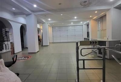 Spațiu comercial, de 190 mp, în Autogară - 3