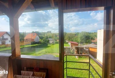 Casă cu 4 camere cu Teren 500 Mp în Central - 2