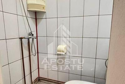 Garsonieră decomandată în Complex Studențesc
