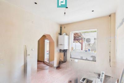 Casă individuală cu 3 camere cu Canalizare în Crișan - 10