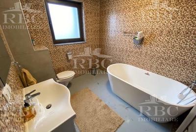 Duplex 5 camere 220 mp cu terasa 70 mp Borhanci - 8