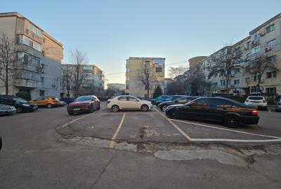 Anda 2 Camere Decomandat Necesita Renovare Bloc 1985 - 2