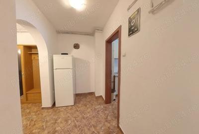 Proprietar vanzare 2 camere zona 13 Septembrie - 4