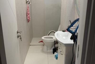 Apartament cu 3 camere semidecomandat în Rahova - 2