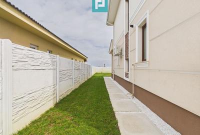 Duplex cu 5 camere cu Canalizare în Moșnița Nouă - 2