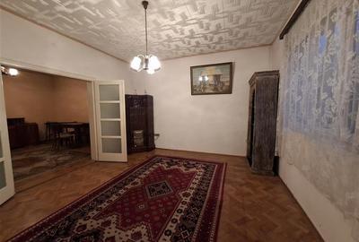 Casa 4 camere pivnita curte individuala Zona Lazaret - 5