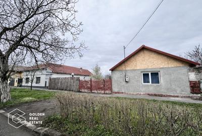 Casă individuală cu 3 camere cu Canalizare în Sânnicolau Mic - 1