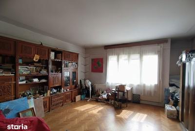 Casă cu 4 camere cu Teren 1000 Mp în Central - 5