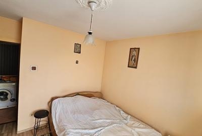 Apartament cu 2 camere decomandat în B-dul București - 12