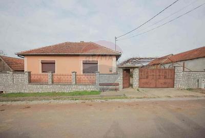 De vanzare Casa + Teren 2685 mp Intravilan, Betfia, Bihor - 12