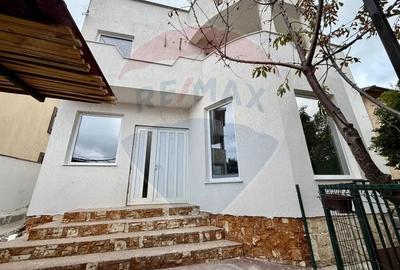 Casa tip pensiune de vanzare in Eforie Nord teren 300 mp - 17