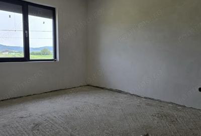 Casă cu 6 camere în Leșnic - 19