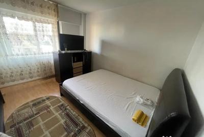 Apartament cu 3 camere decomandat în Sărari - 13