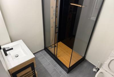 Inchiriez casa cu curte recent renovata B-dul Mamaia zona Universitate - 2