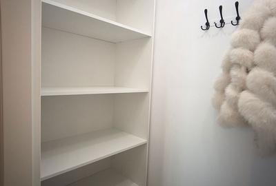 Apartament cu 3 camere decomandat în Tractorul - 13