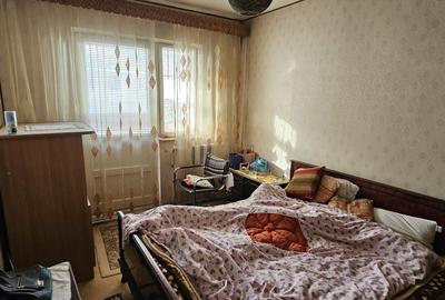 Apartament cu 3 camere decomandat, mobilat în Moinești - 9