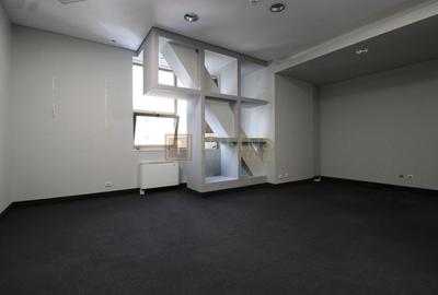 Birour 47m, visavid de Iulius Mall - 1