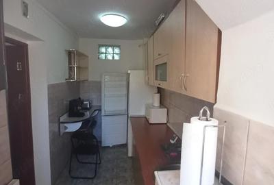 Apartament cu 3 camere decomandat în Central - 8
