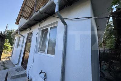 Casă cu 4 camere cu Teren 410 Mp în Central - 10