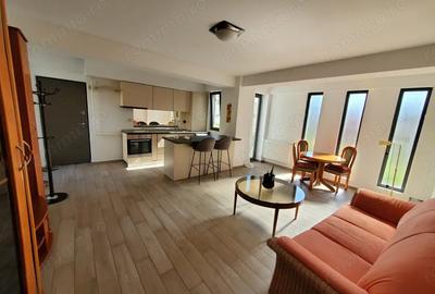 Casă cu 6 camere cu Teren 326 Mp în Muncii