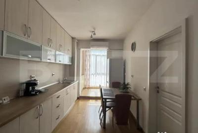 Apartament cu 2 camere semidecomandat în Mărăști