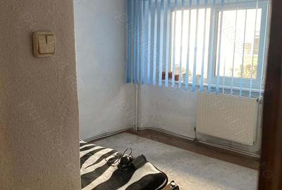 Apartament cu 3 camere în Plantelor - 1