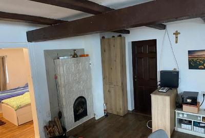 Casă cu Teren 700 Mp în Central