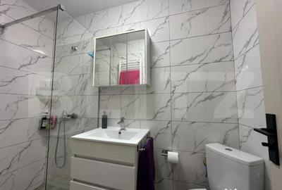 Apartament cu 2 camere semidecomandat, mobilat în Central