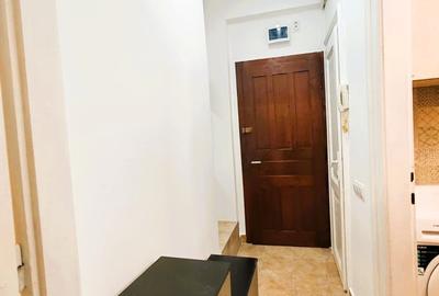 Garsonieră decomandată în Central - 5