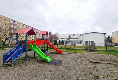 Cartierul Florilor, imobil renovabil, etaj intermediar, zona linistita, Brasov - 3