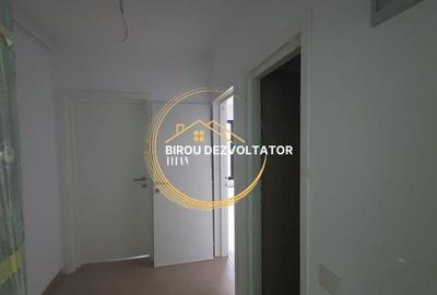 Apartament cu 3 camere decomandat în Titan - 7