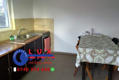 Casă cu 8 camere cu Teren 300 Mp în Dallas - 8