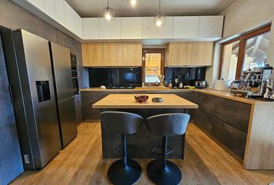 Proprietar, casa individuala P+1E+pod, 4 dormitoare, 4 bai, teren 600m Proprietar, casa individuala P+1E+pod, 4 dormitoare, 4 bai, teren 600m - 3