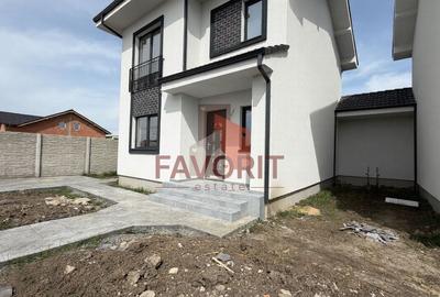 Casă individuală cu 4 camere cu Canalizare în Moșnița Veche - 3