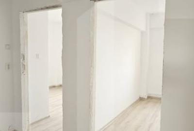 Apartament cu 3 camere, decomandat, str. Grigore Balan, Sf. Gheorghe - 2