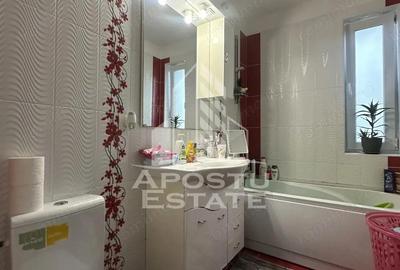 Apartament cu 3 camere semidecomandat, mobilat în Giroc - 7