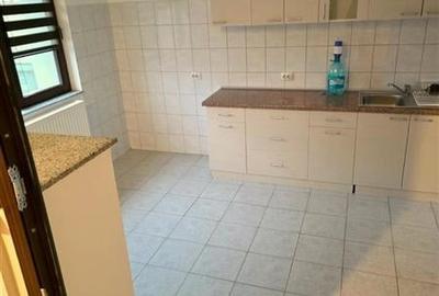 Bucurestii Noi, parter si subsol in vila 136 mp, gradina 400 mp - 3