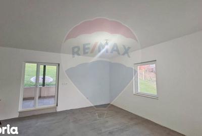 Casă cu 3 camere cu Teren 800 Mp în Corunca - 6