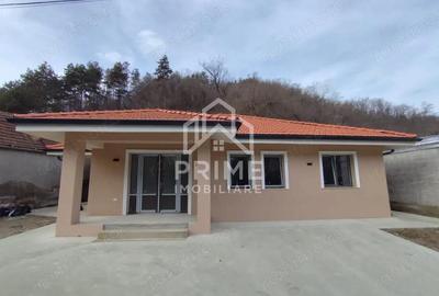 Casă cu 4 camere cu Teren 350 Mp în Central - 7