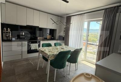 Apartament cu 3 camere, 65 mp si un foisor cu gradina de 191 mp - 2