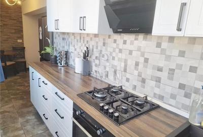 ULTRACENTRAL - 3 cam - Spatios - Decomandat - Terasa - Renovata - Etaj Intermedi ULTRACENTRAL - 3 cam - Spatios - Decomandat - Terasa - Renovata - Etaj Intermedi - 10