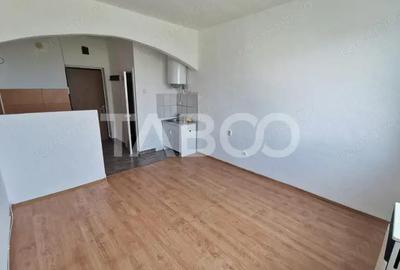Garsoniera la etajul 1 de vanzare in zona Turnisor din Sibiu - 1