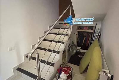 Casă cu 4 camere cu Canalizare în Drumul Taberei - 17