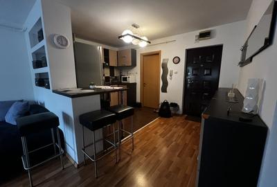 Apartament cu 2 camere, mobilat în Girocului