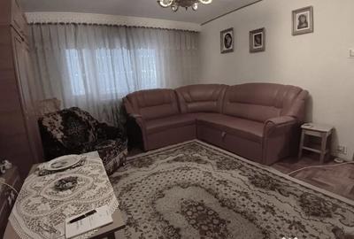 Apartament cu 3 camere decomandat în George Enescu - 9