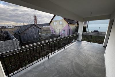 Casă individuală cu 4 camere cu Canalizare în Micești - 5